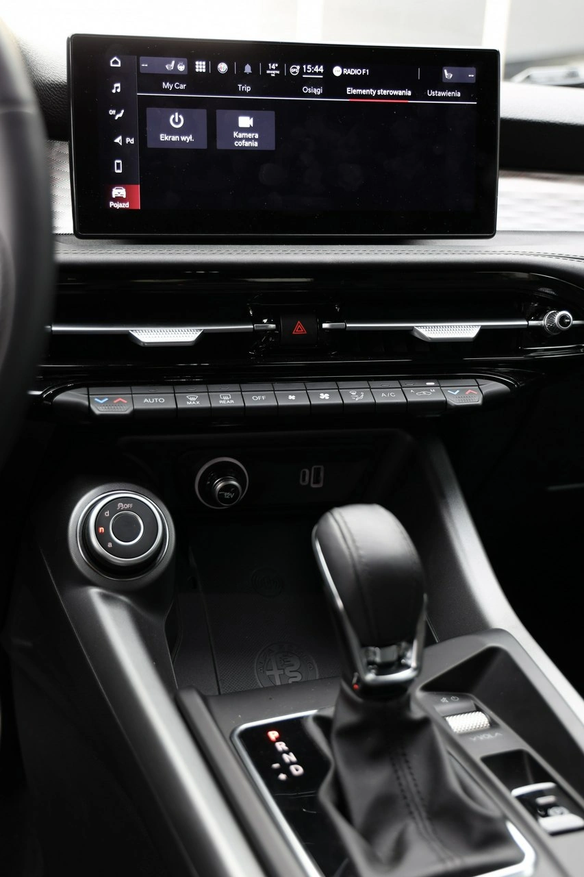 Alfa Romeo Tonale - Zdjęcie 14