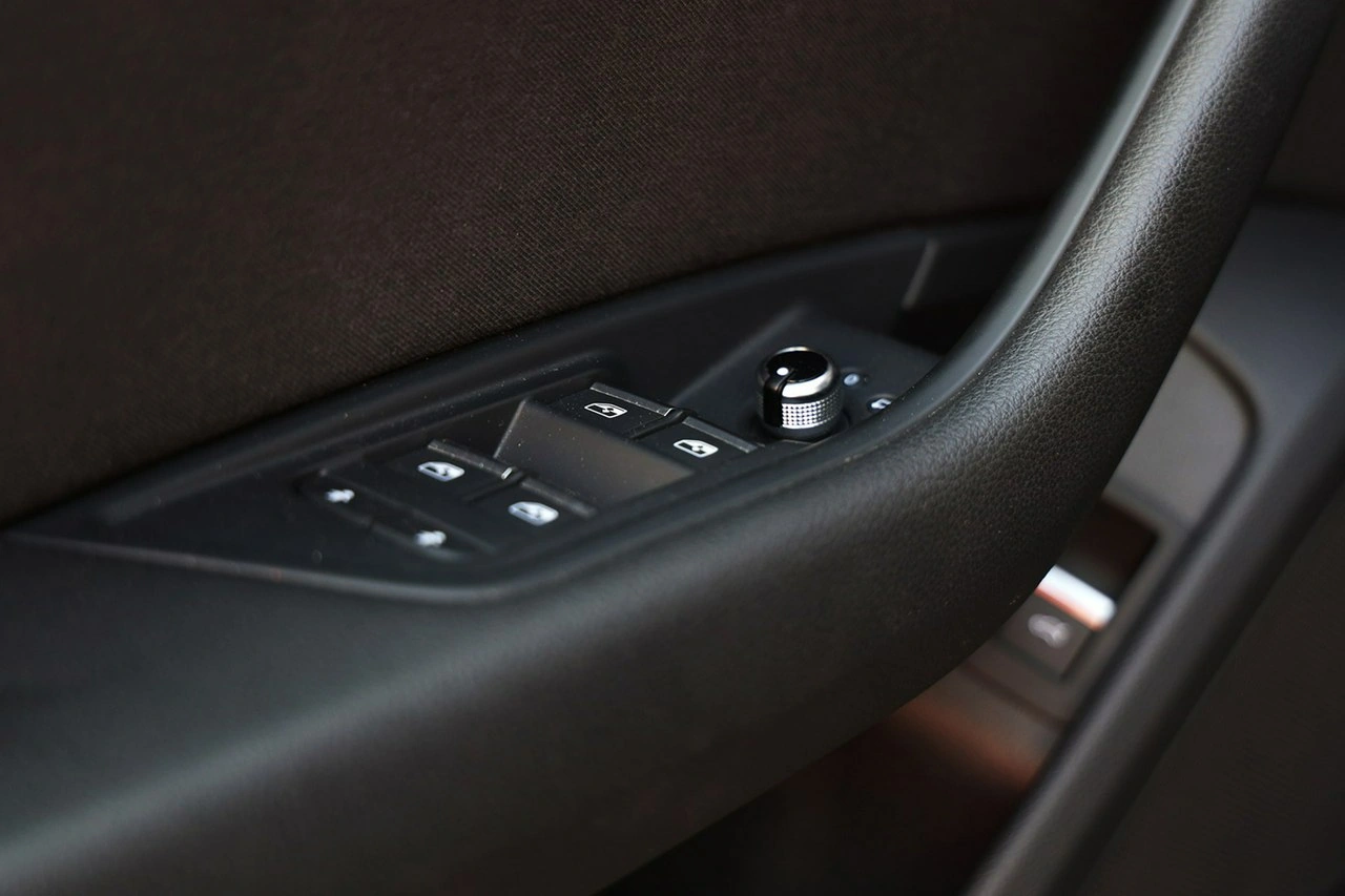 Audi A4 - Zdjęcie 15