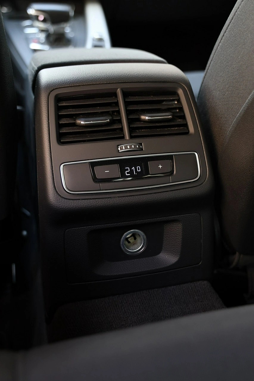Audi A4 - Zdjęcie 14