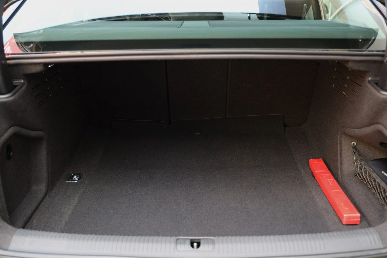 Audi A4 - Zdjęcie 17