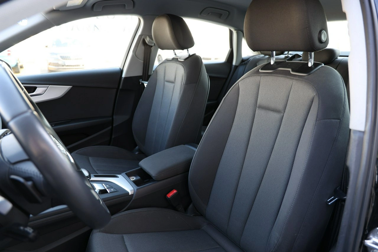 Audi A4 - Zdjęcie 21