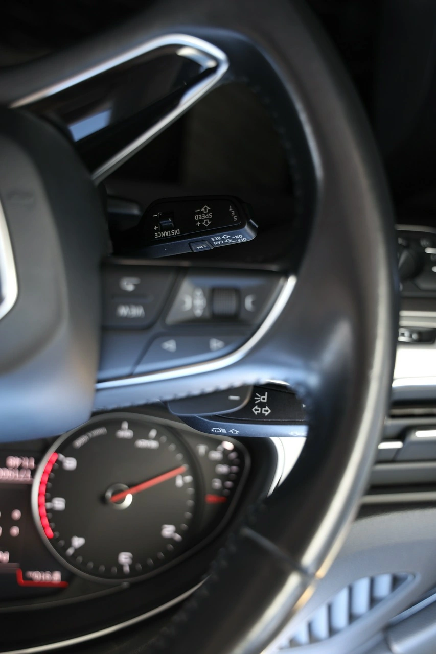 Audi Q7 - Zdjęcie 17