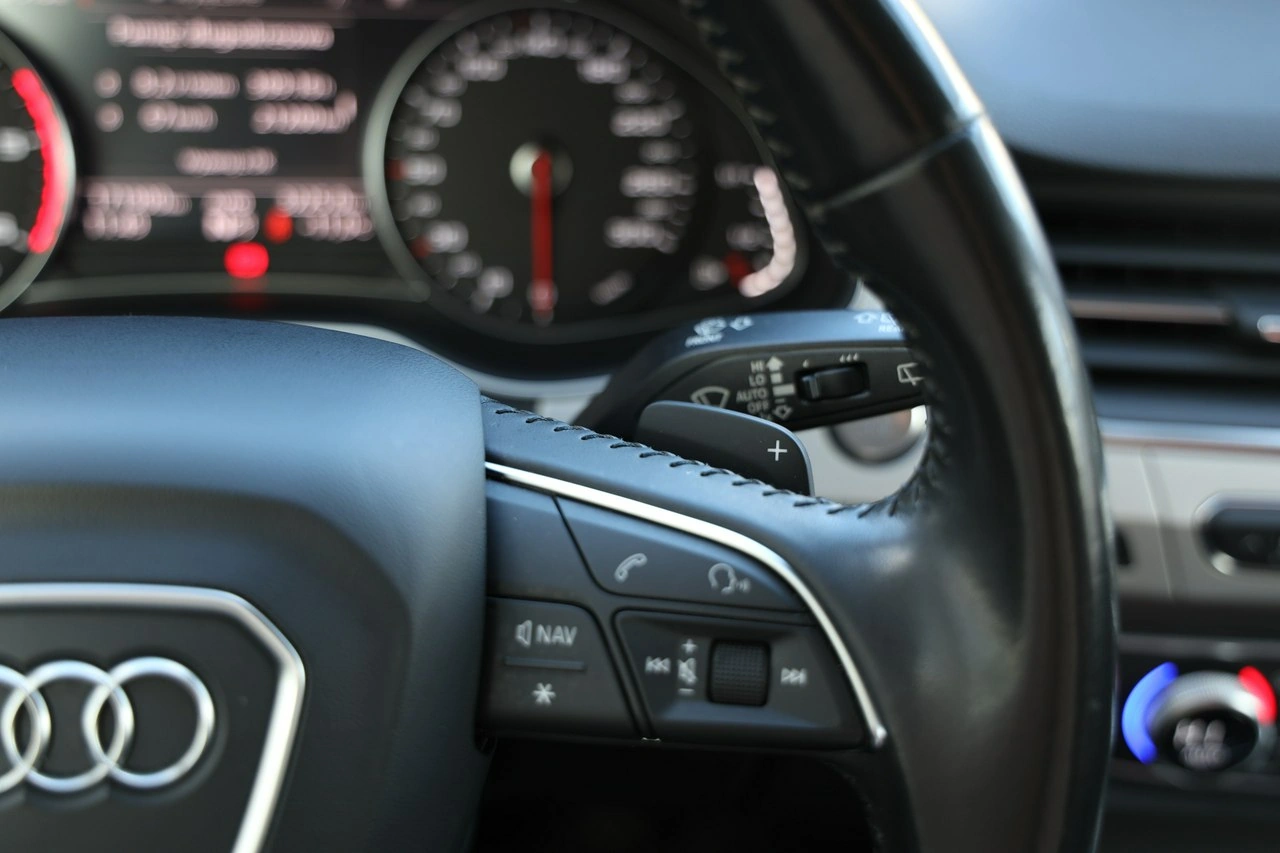 Audi Q7 - Zdjęcie 18