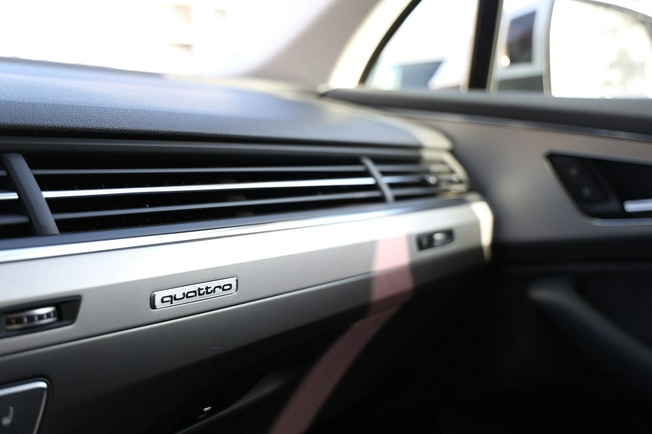 Audi Q7 - Zdjęcie 22