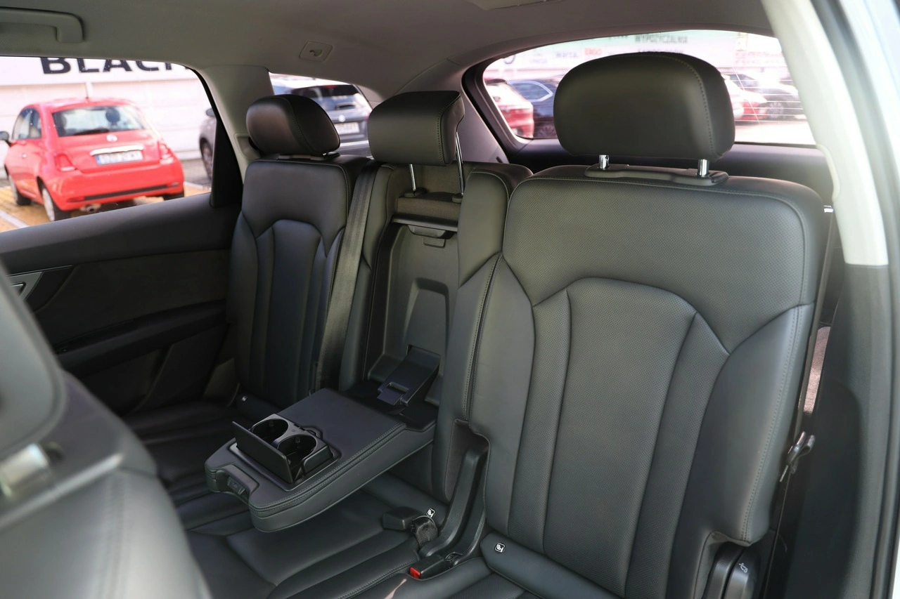 Audi Q7 - Zdjęcie 34