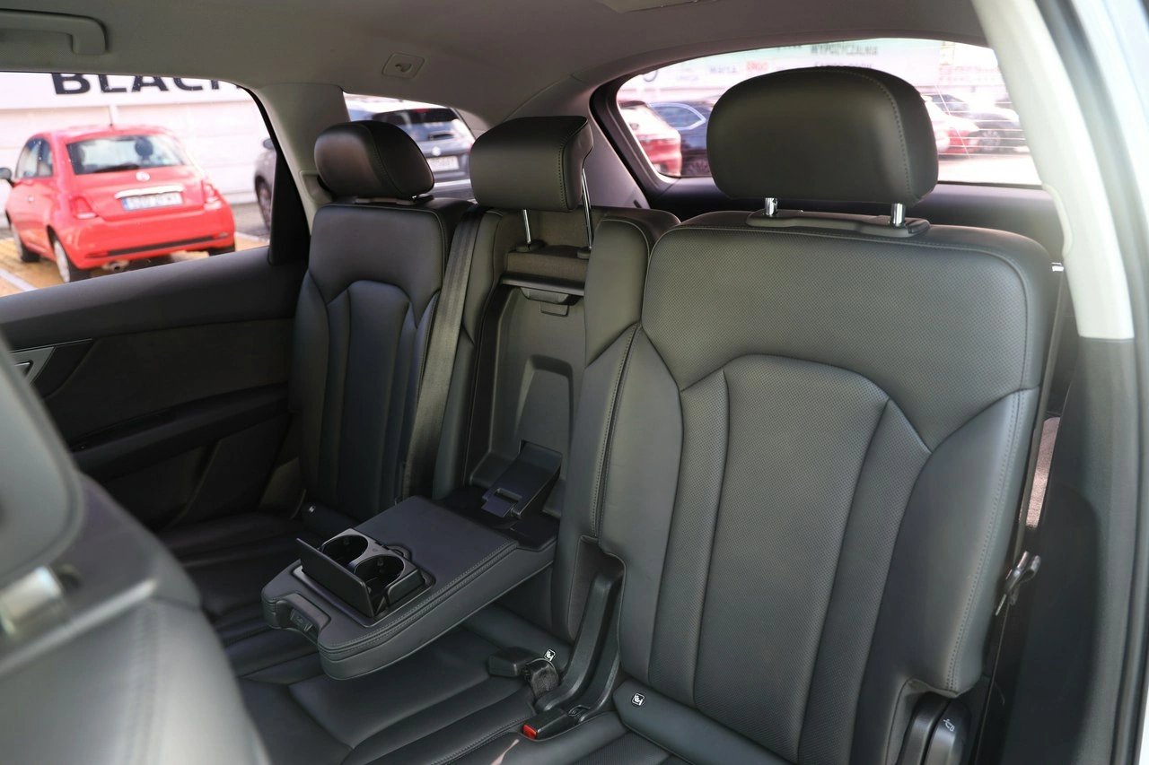 Audi Q7 - Zdjęcie 33