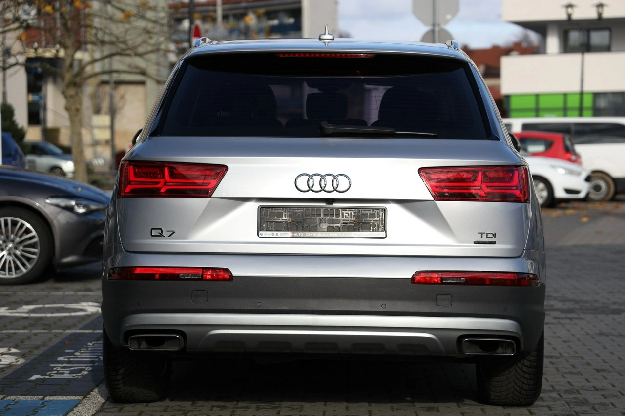 Audi Q7 - Zdjęcie 6