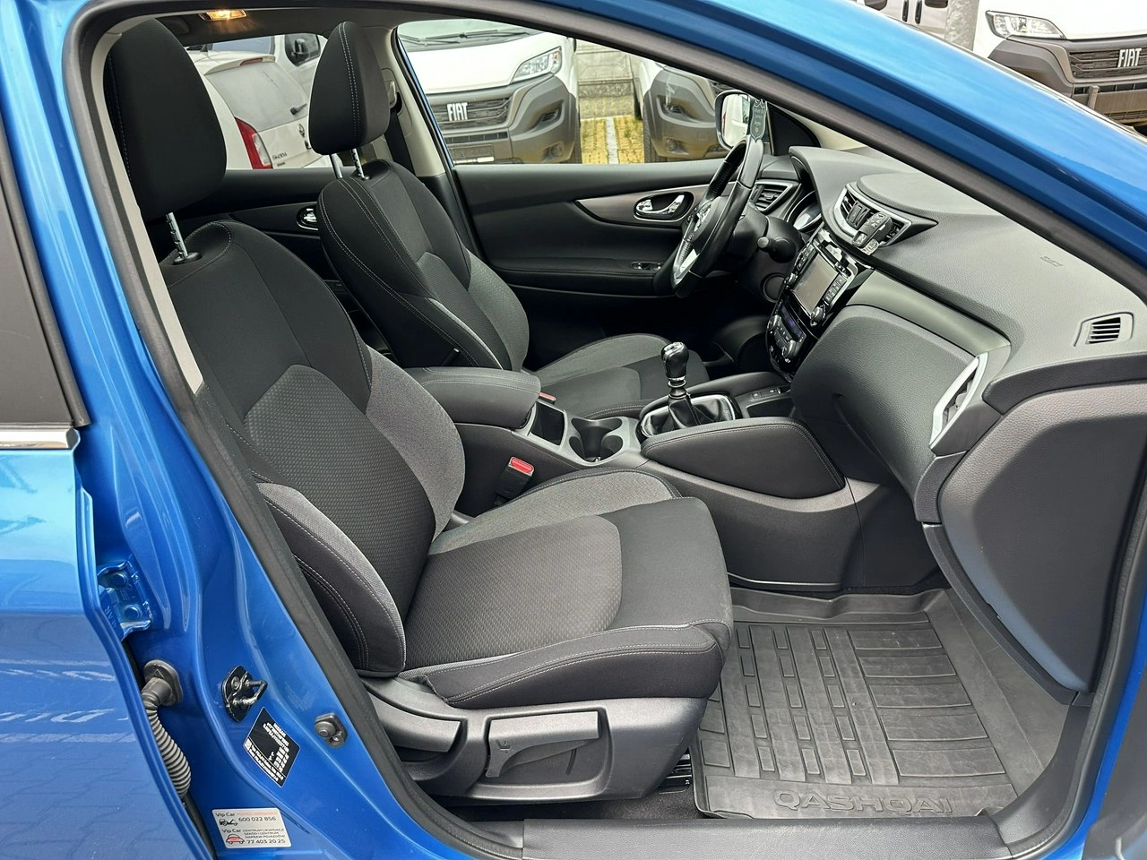 Nissan Qashqai - Zdjęcie 13
