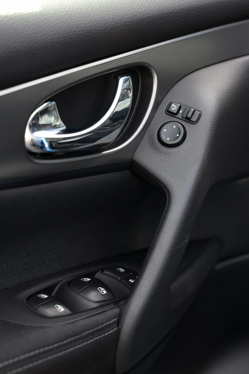 Nissan Qashqai - Zdjęcie 7