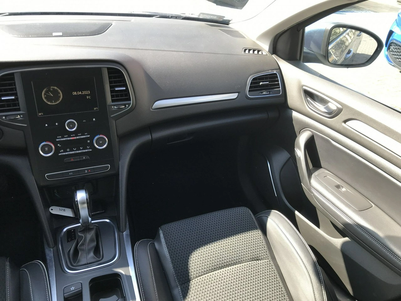 Renault Megane - Zdjęcie 19