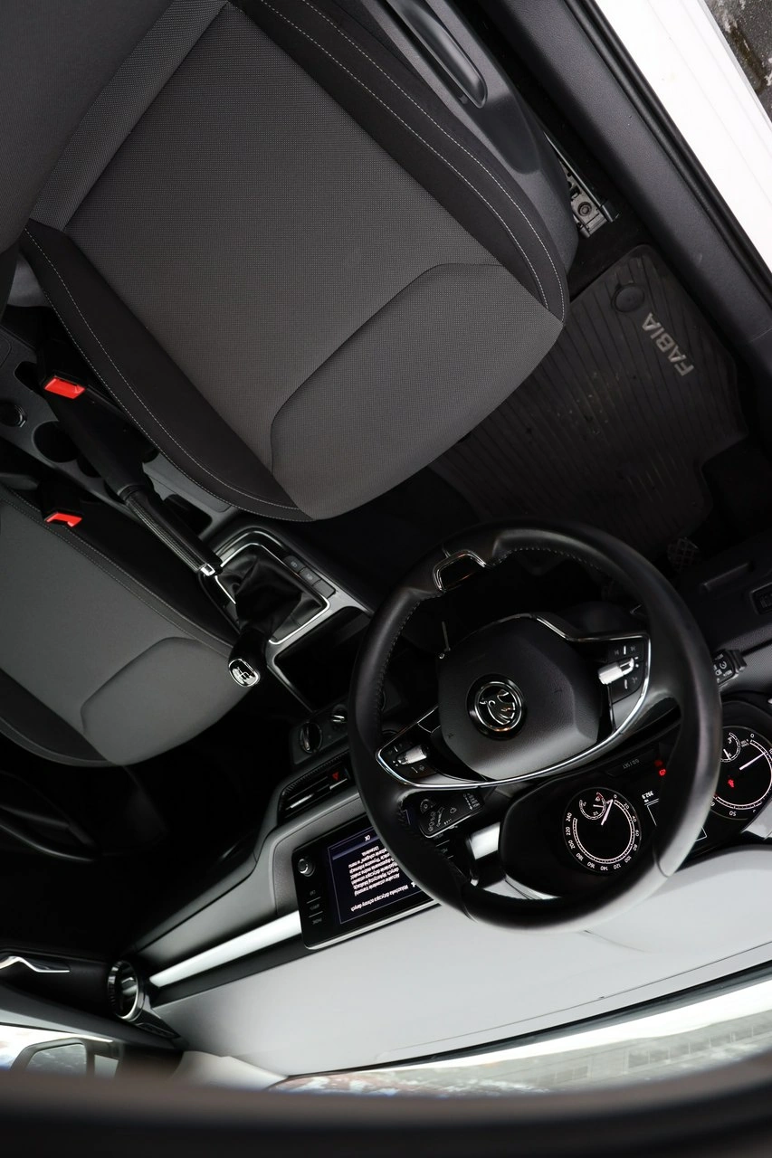 Skoda Fabia - Zdjęcie 11