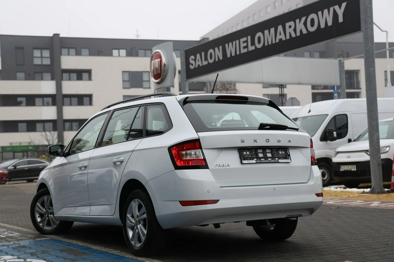 Skoda Fabia - Zdjęcie 8