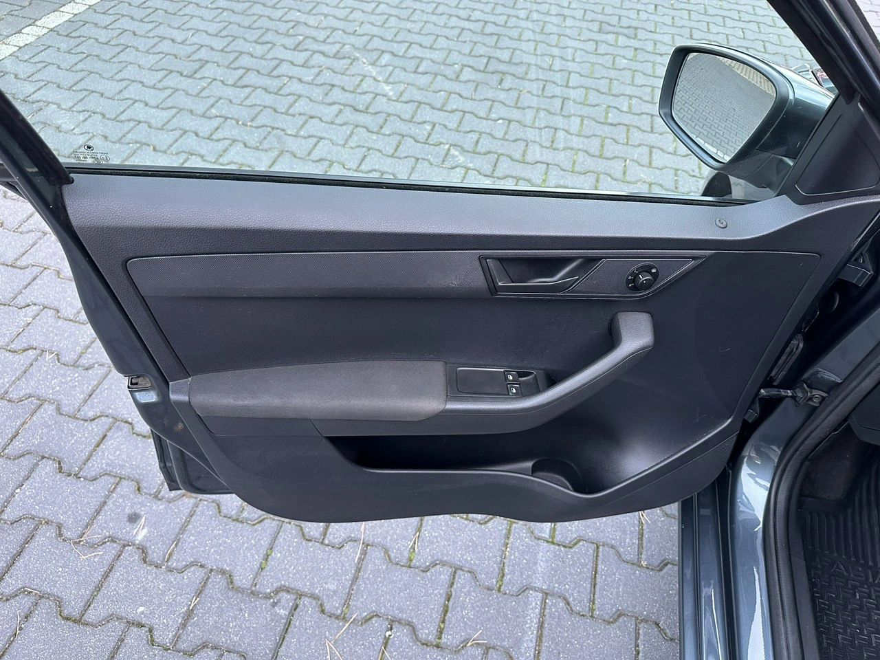 Skoda Fabia - Zdjęcie 9