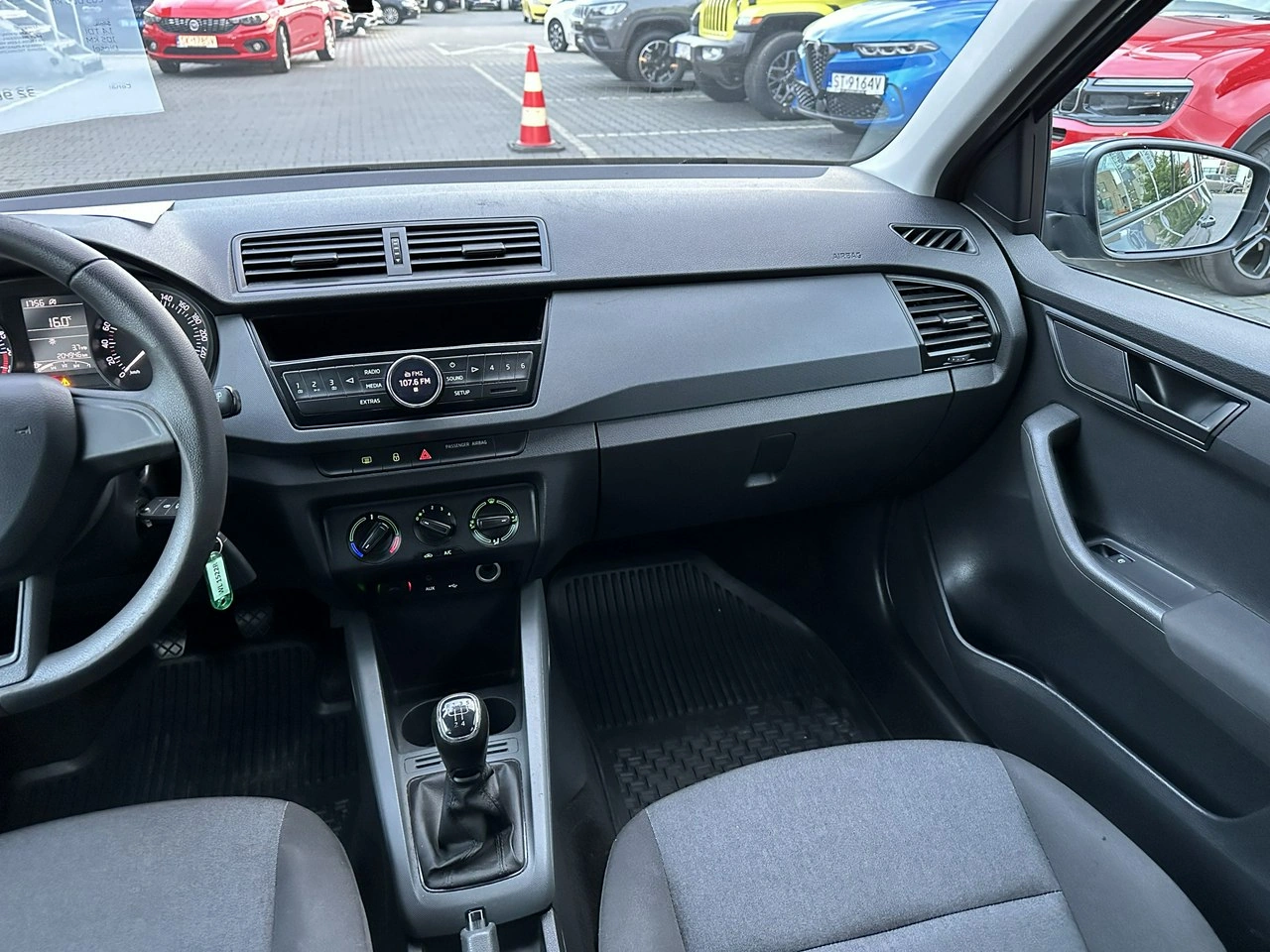 Skoda Fabia - Zdjęcie 14