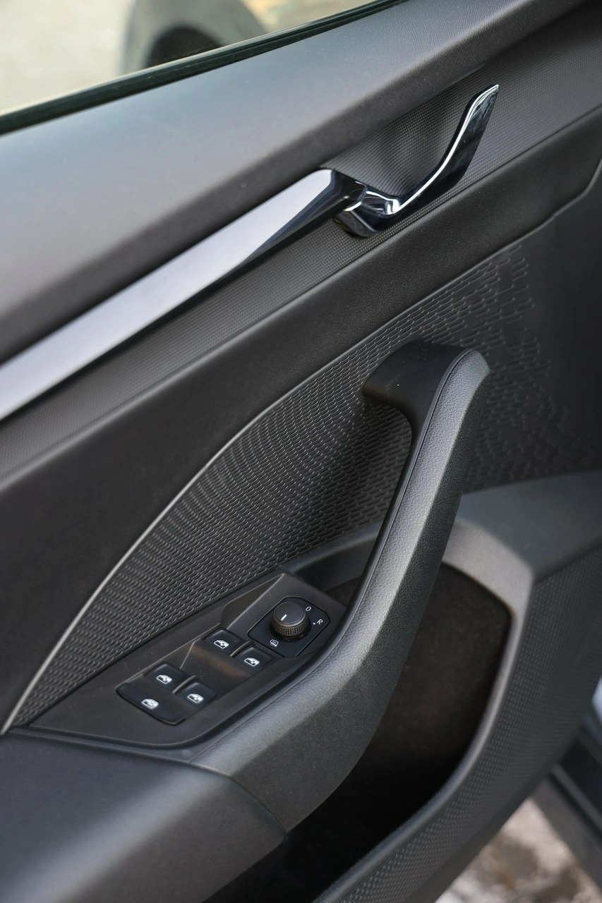 Skoda Octavia - Zdjęcie 11