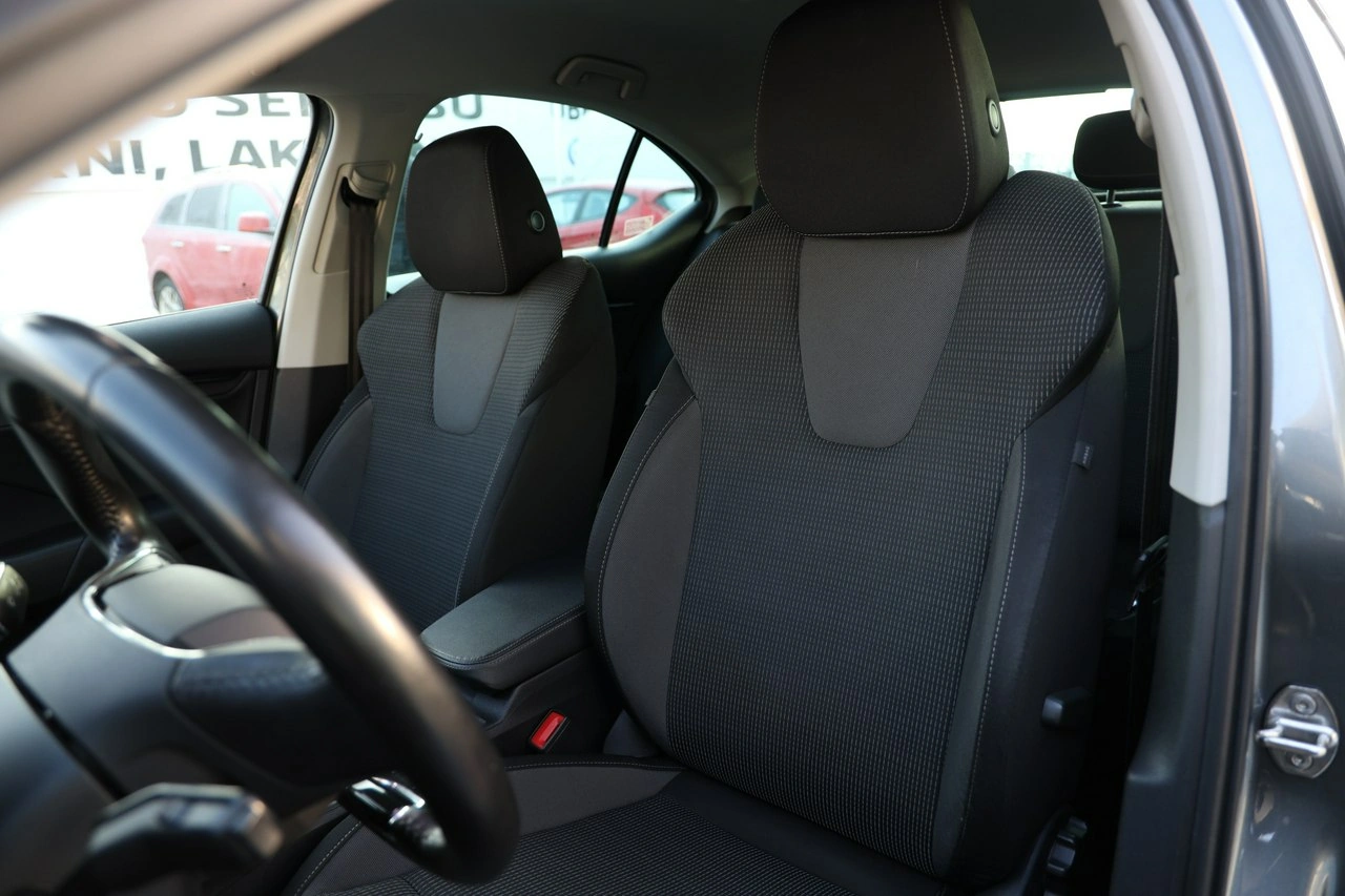 Skoda Octavia - Zdjęcie 13