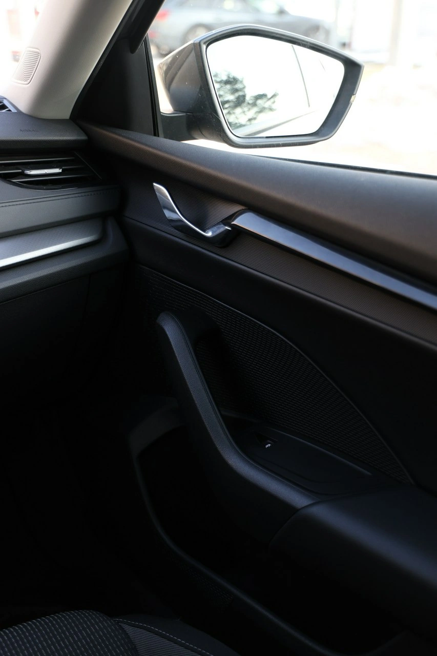 Skoda Octavia - Zdjęcie 36