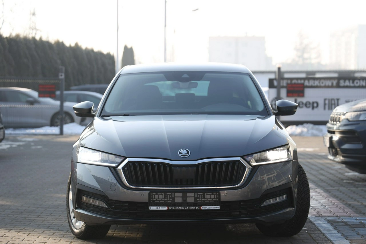 Skoda Octavia - Zdjęcie 2