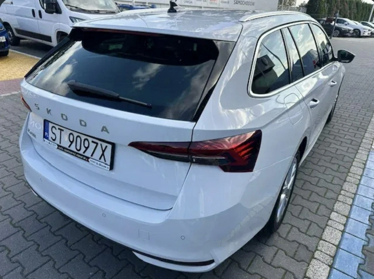 Skoda Octavia - Zdjęcie 4