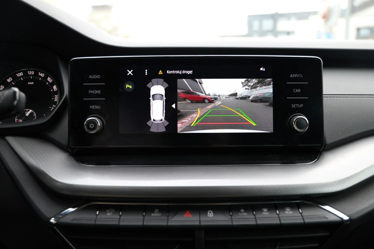 Skoda Octavia - Zdjęcie 14