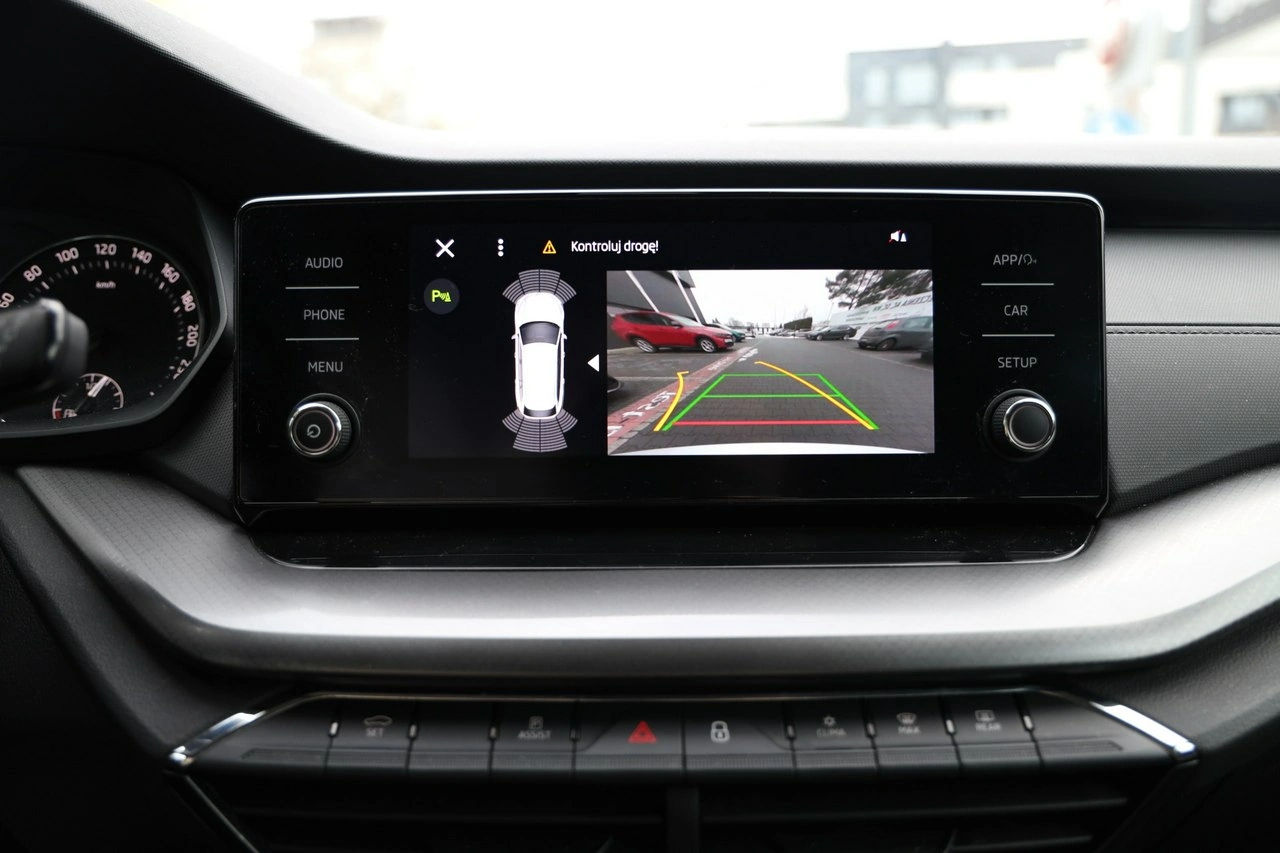 Skoda Octavia - Zdjęcie 14