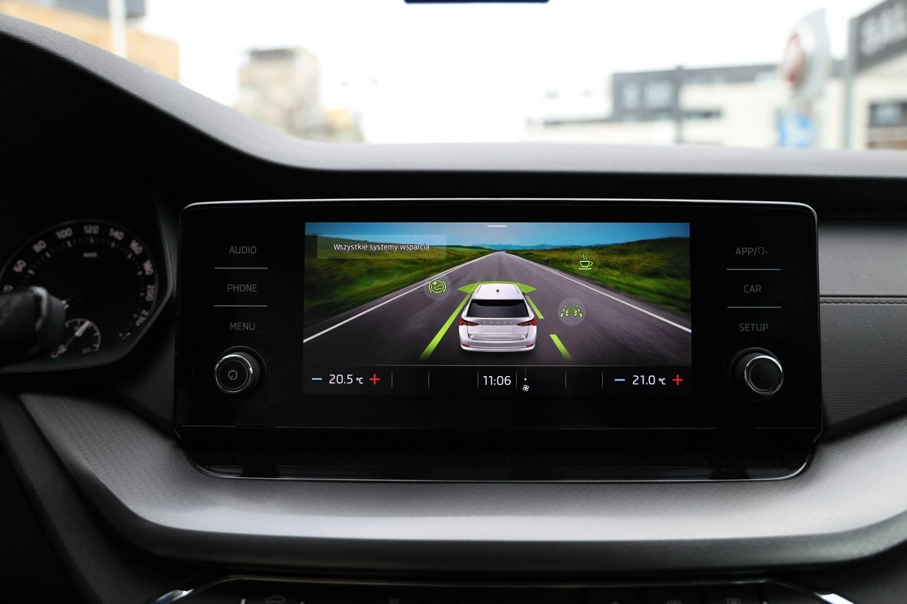 Skoda Octavia - Zdjęcie 20