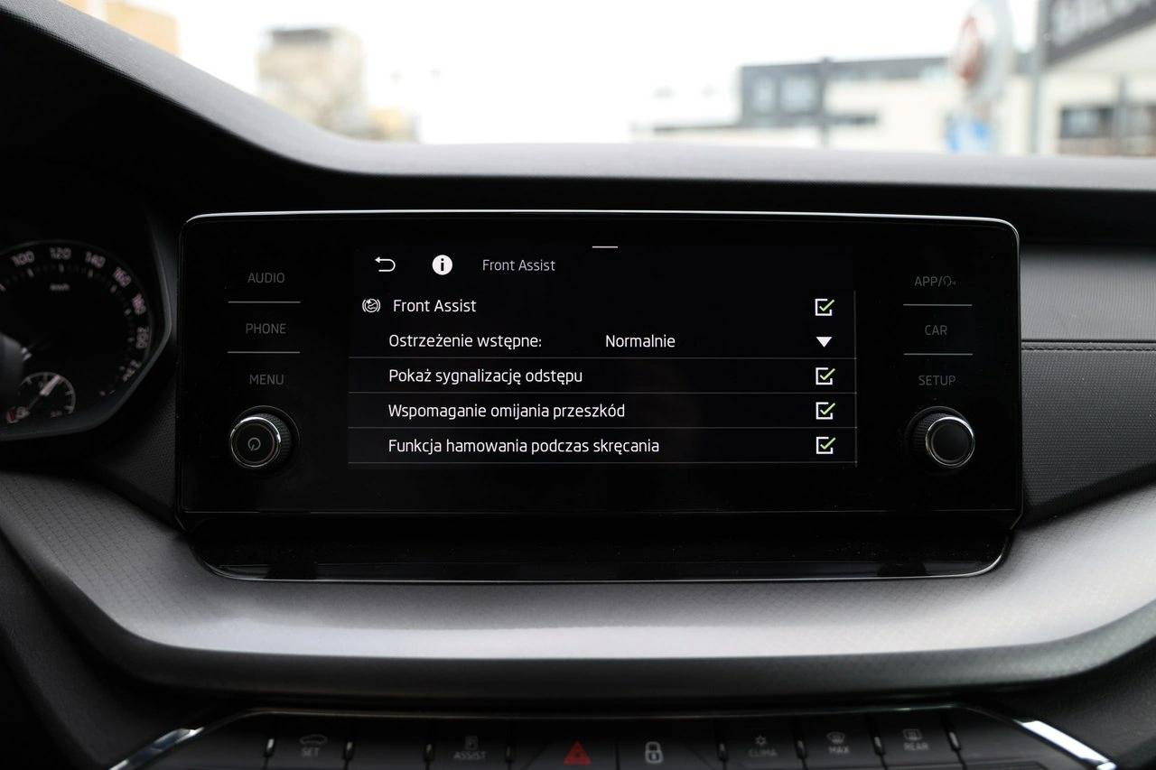 Skoda Octavia - Zdjęcie 21