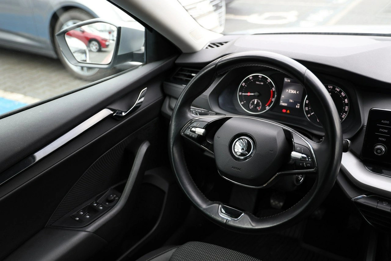 Skoda Octavia - Zdjęcie 32
