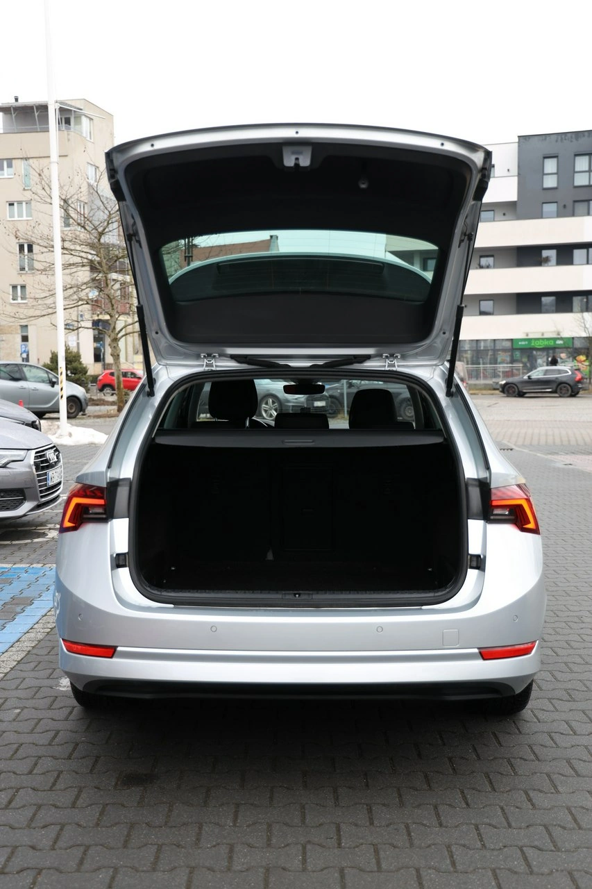Skoda Octavia - Zdjęcie 33
