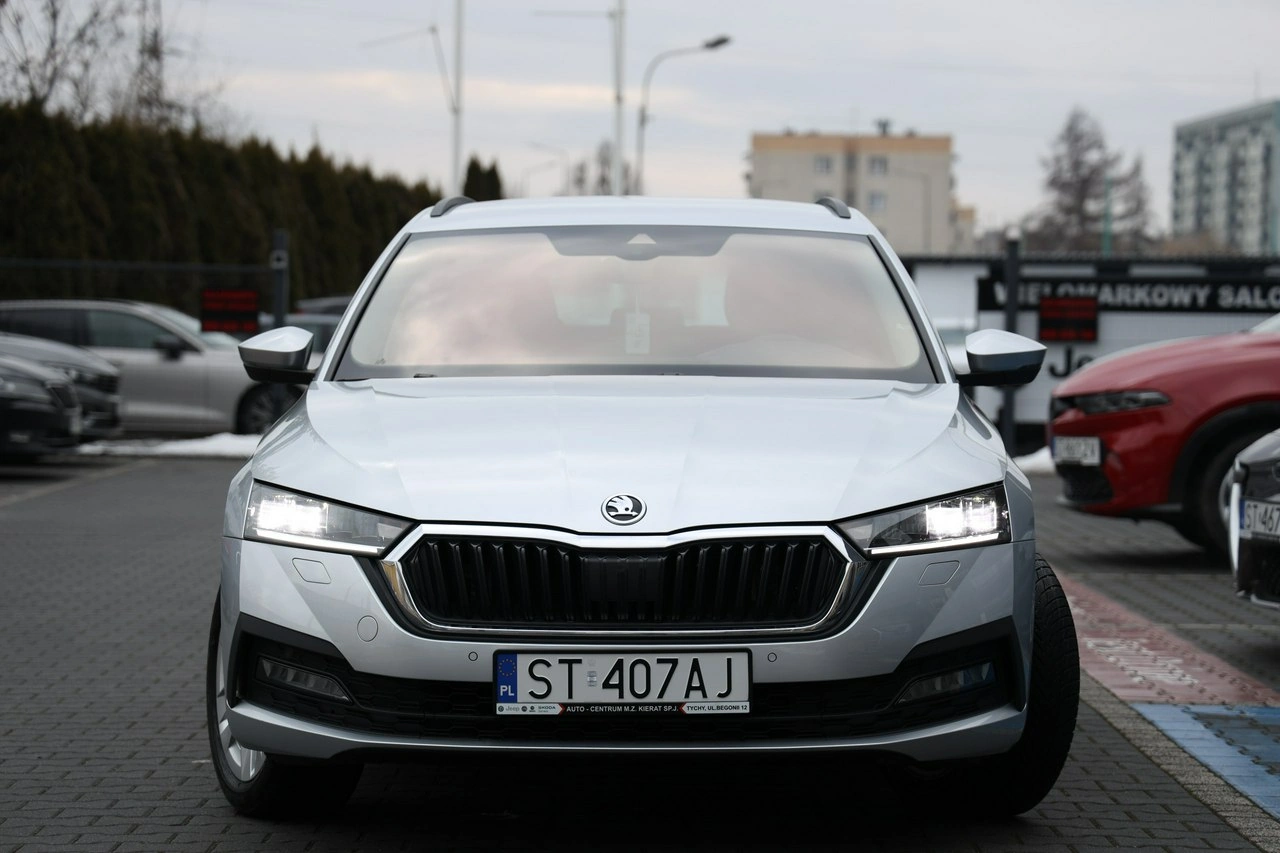 Skoda Octavia - Zdjęcie 2