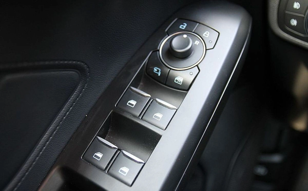 Ford Focus - Zdjęcie 22