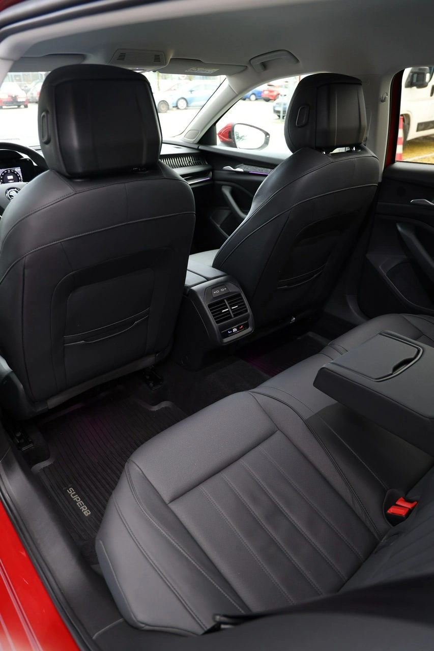 Skoda Superb - Zdjęcie 36