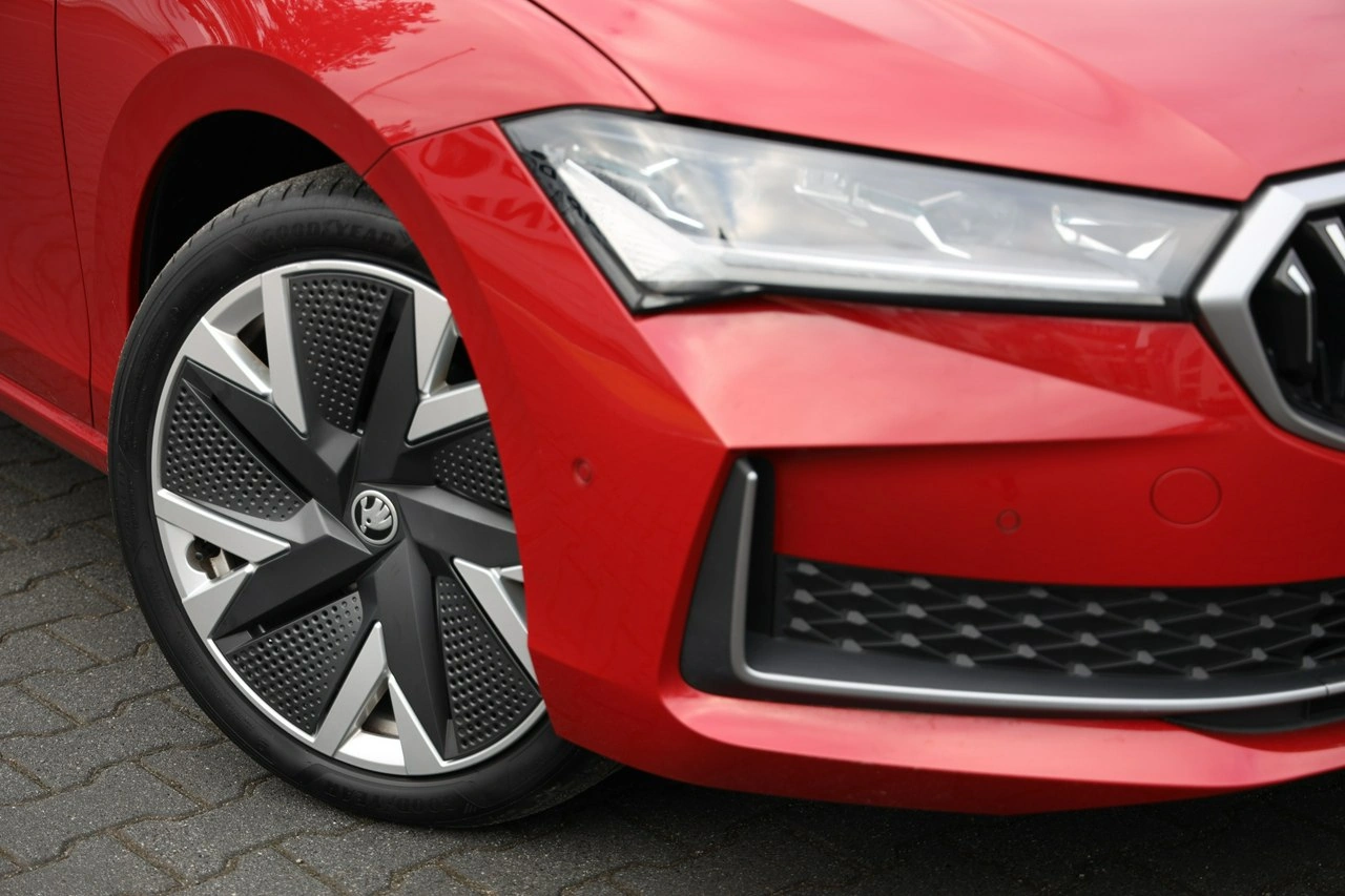 Skoda Superb - Zdjęcie 5