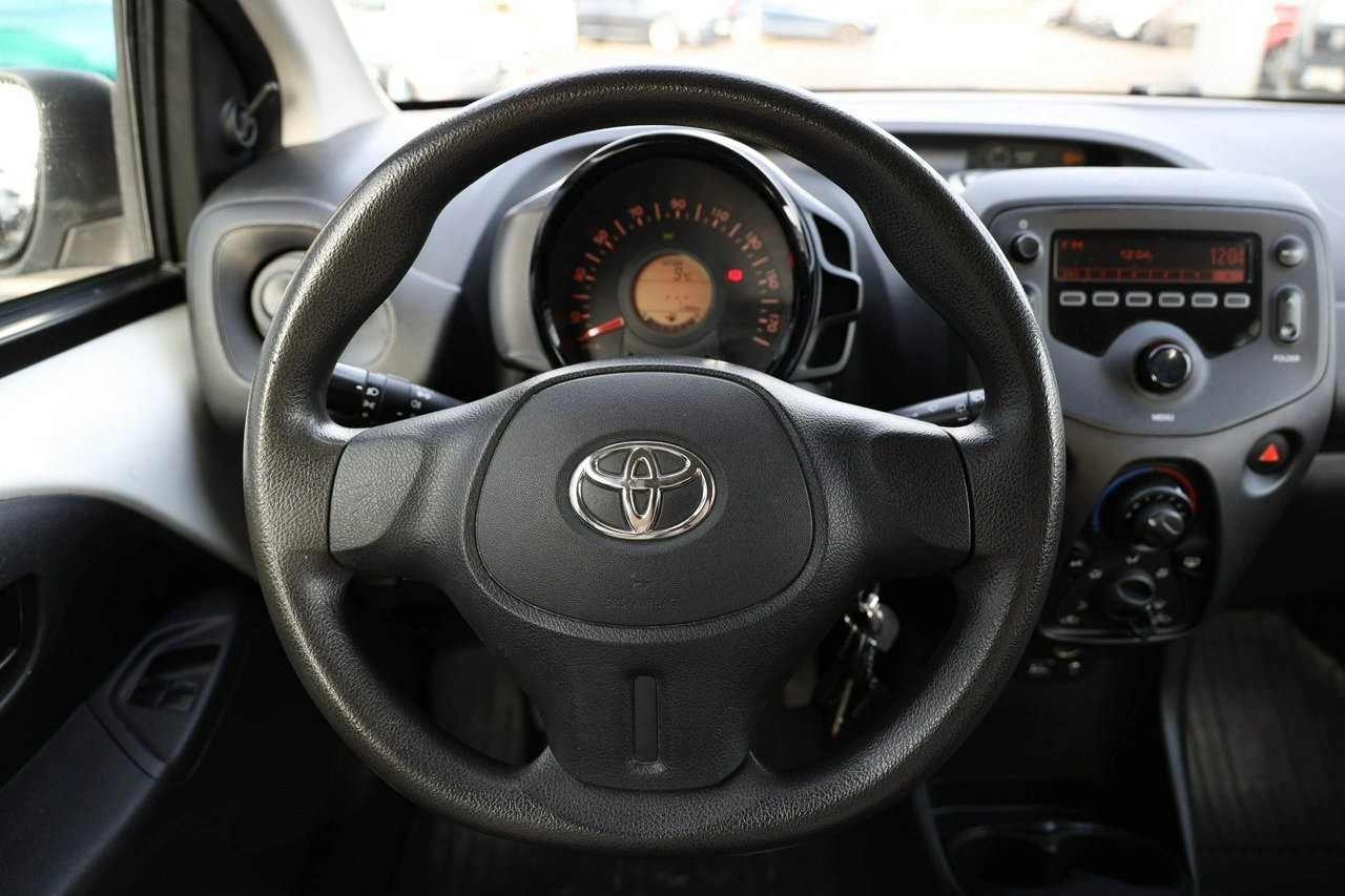 Toyota Aygo - Zdjęcie 15