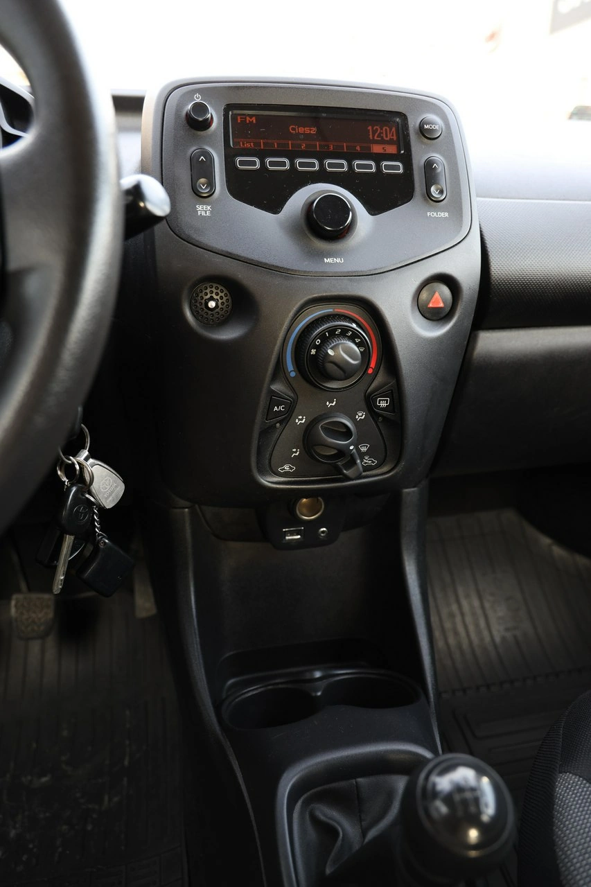 Toyota Aygo - Zdjęcie 16