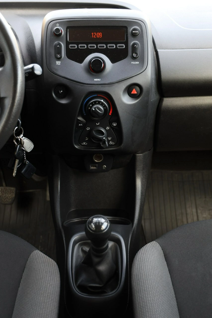 Toyota Aygo - Zdjęcie 25