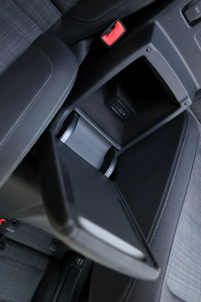 Volkswagen Passat - Zdjęcie 20