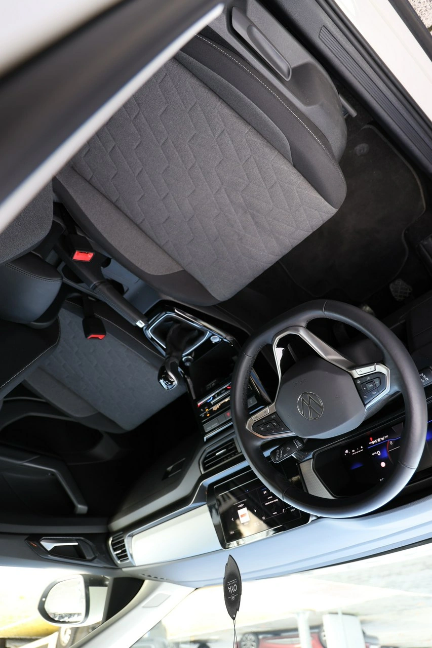 Volkswagen T-Cross - Zdjęcie 12