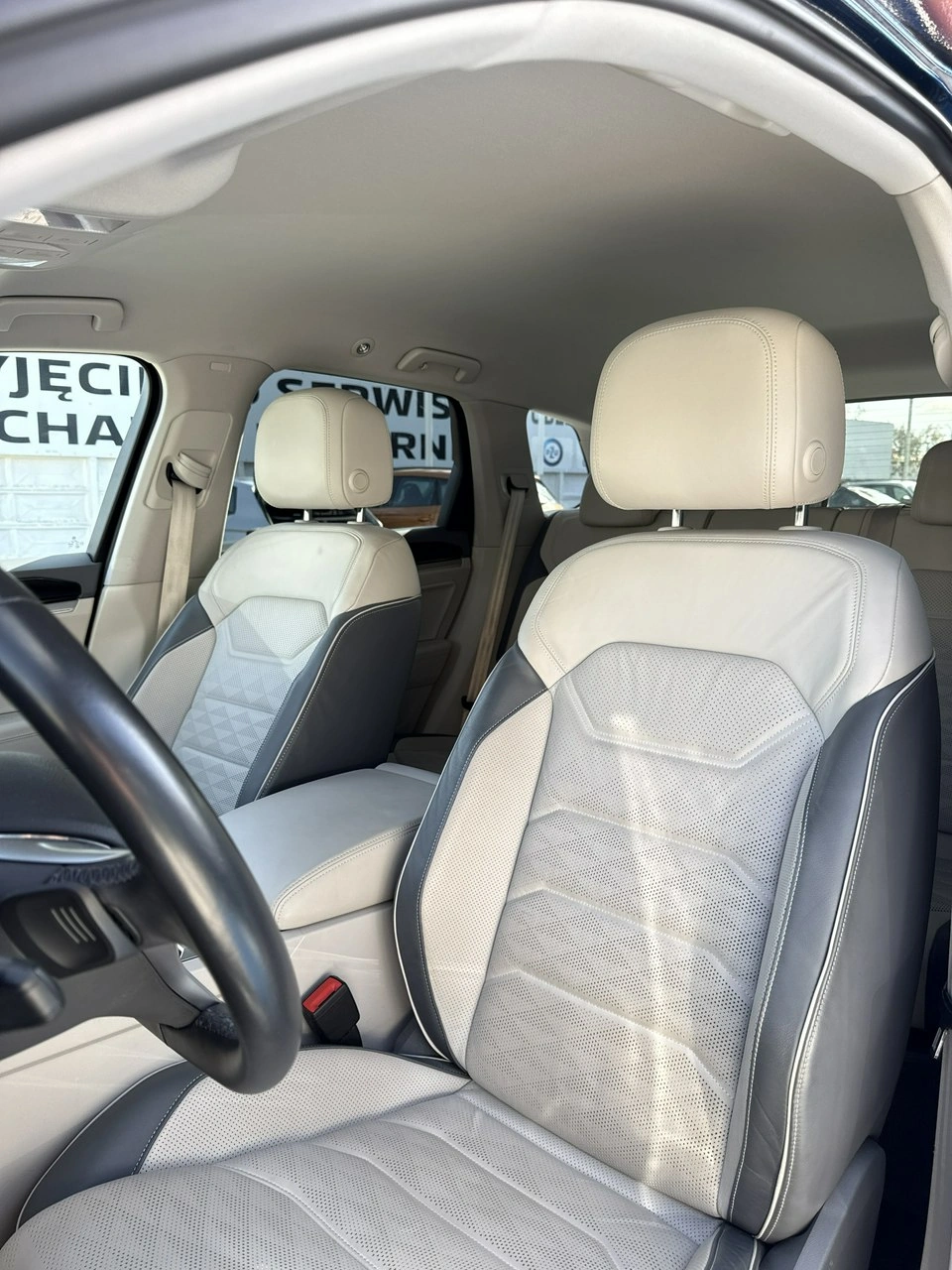 Volkswagen Touareg - Zdjęcie 12