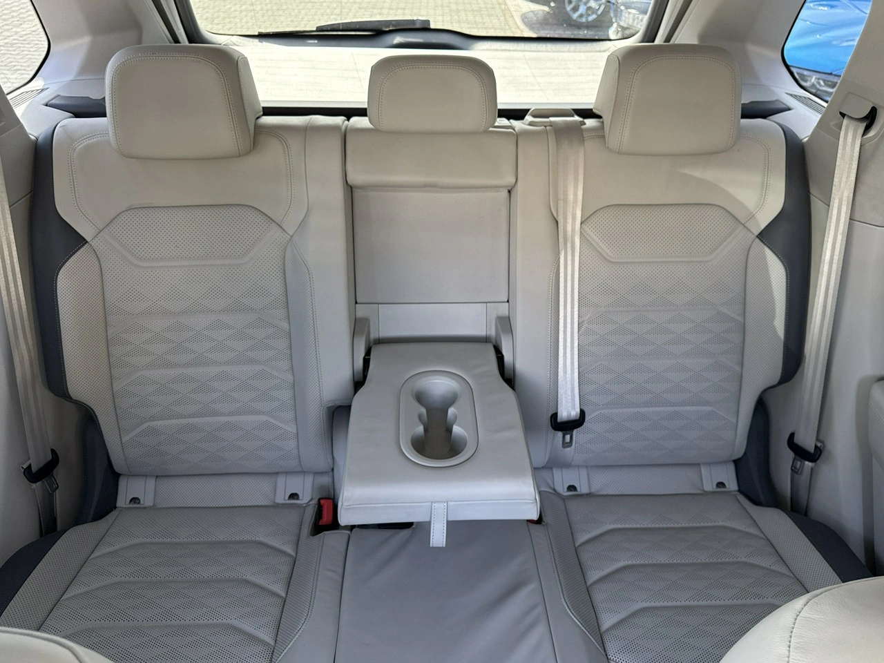 Volkswagen Touareg - Zdjęcie 22