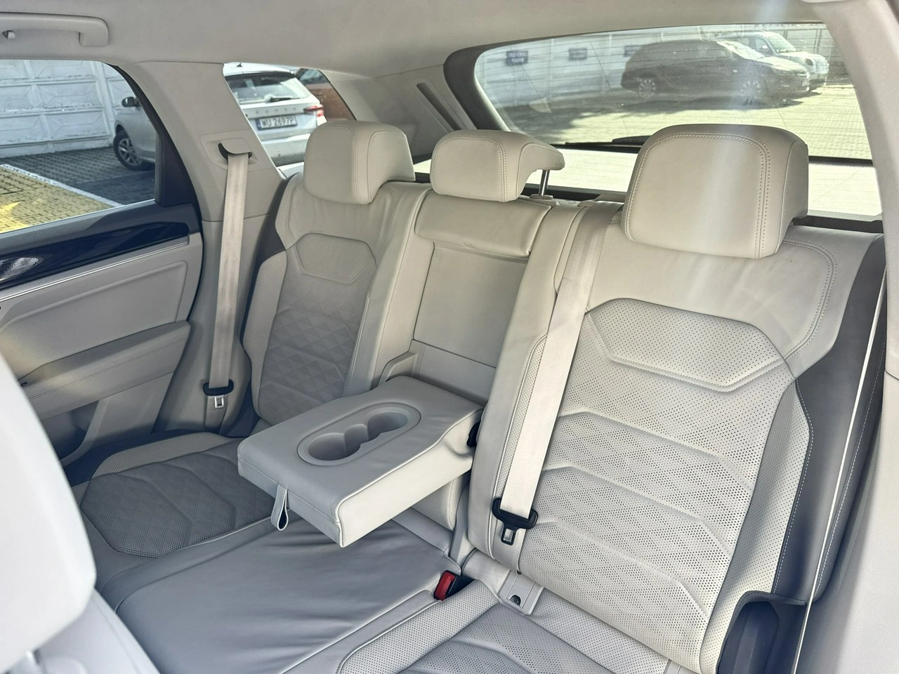 Volkswagen Touareg - Zdjęcie 26