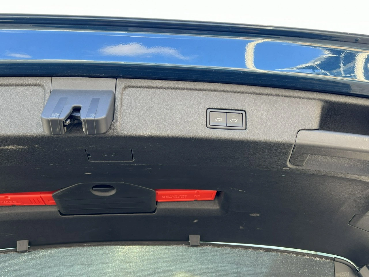 Volkswagen Touareg - Zdjęcie 37