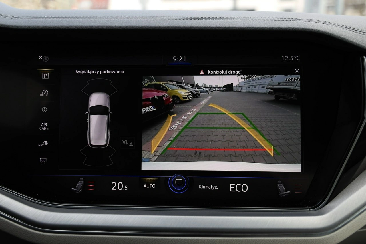 Volkswagen Touareg - Zdjęcie 19