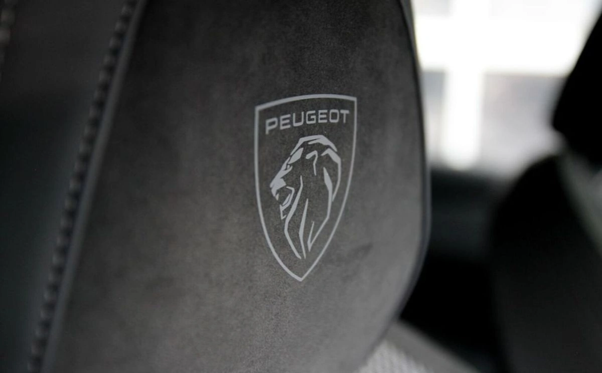 Peugeot 408 - Zdjęcie 30