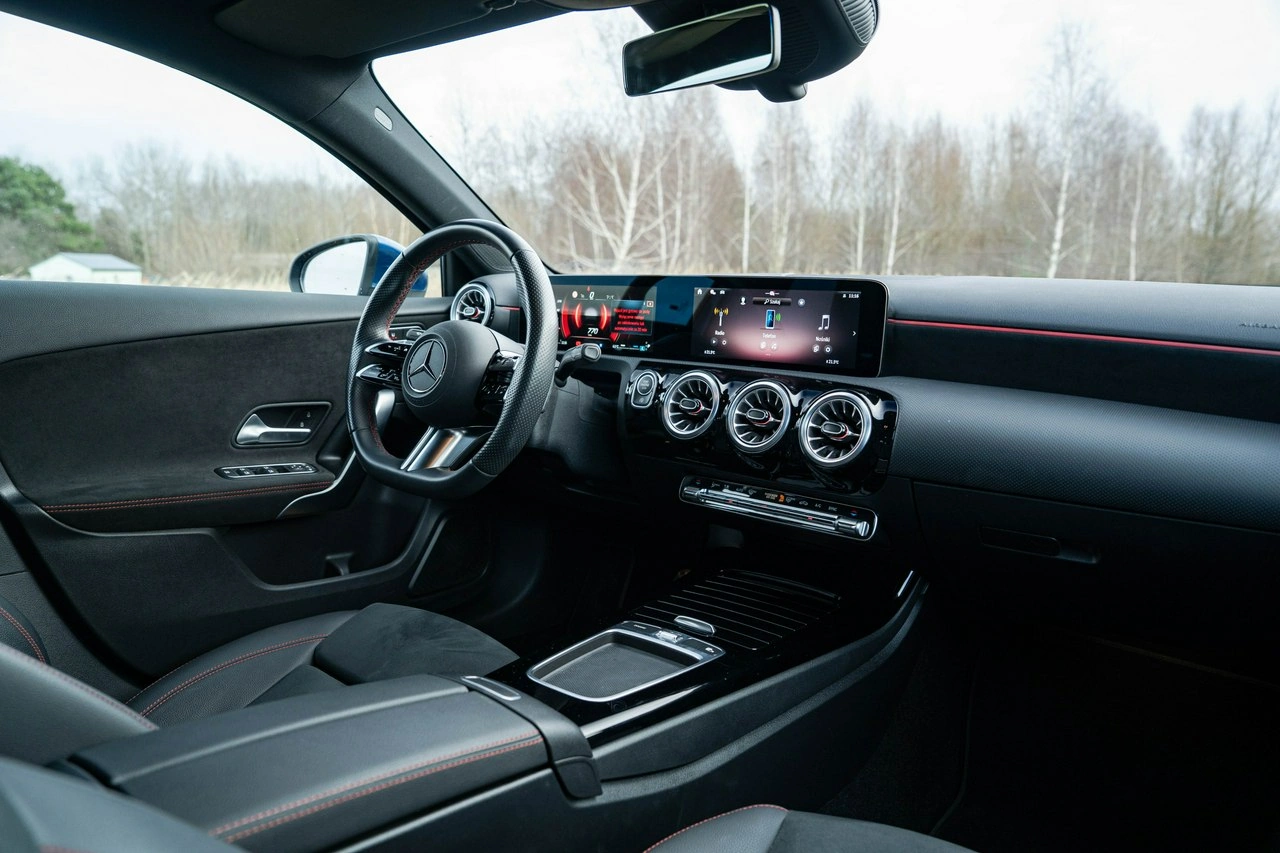 Mercedes A 200 - Zdjęcie 24