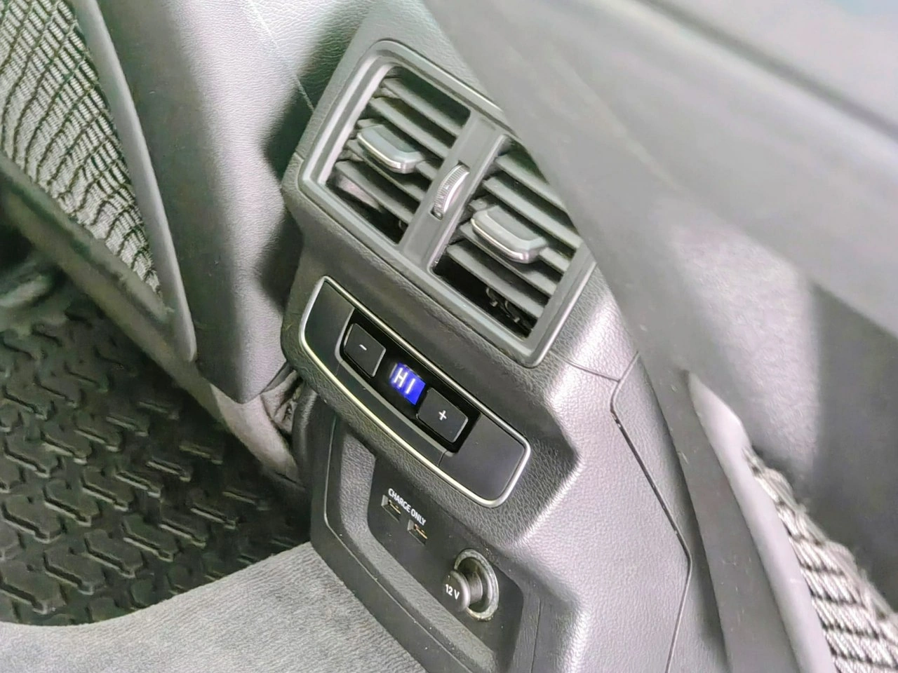 Audi Q5 - Zdjęcie 14