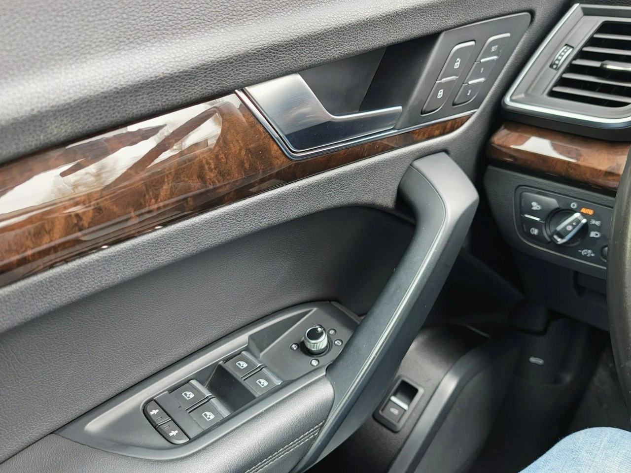 Audi Q5 - Zdjęcie 8