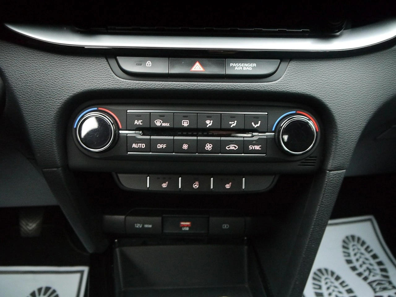 Kia Ceed - Zdjęcie 19