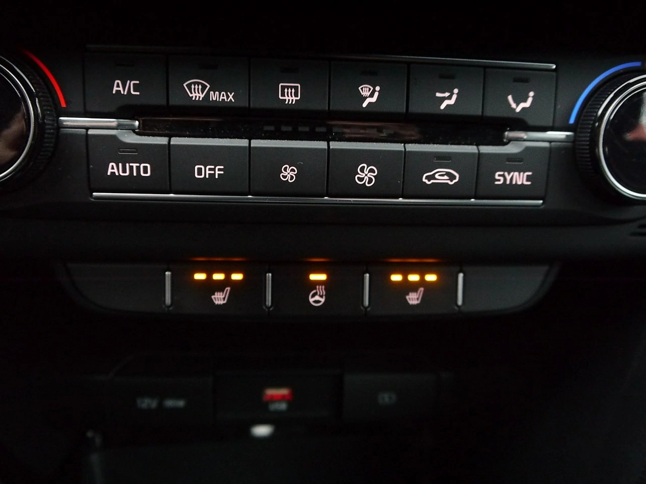 Kia Ceed - Zdjęcie 20