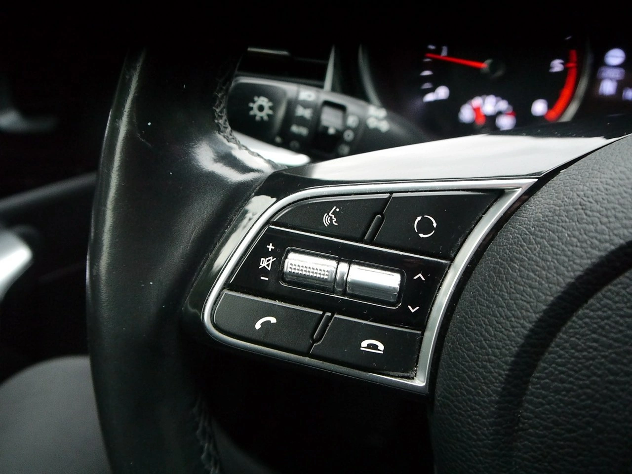 Kia Ceed - Zdjęcie 29